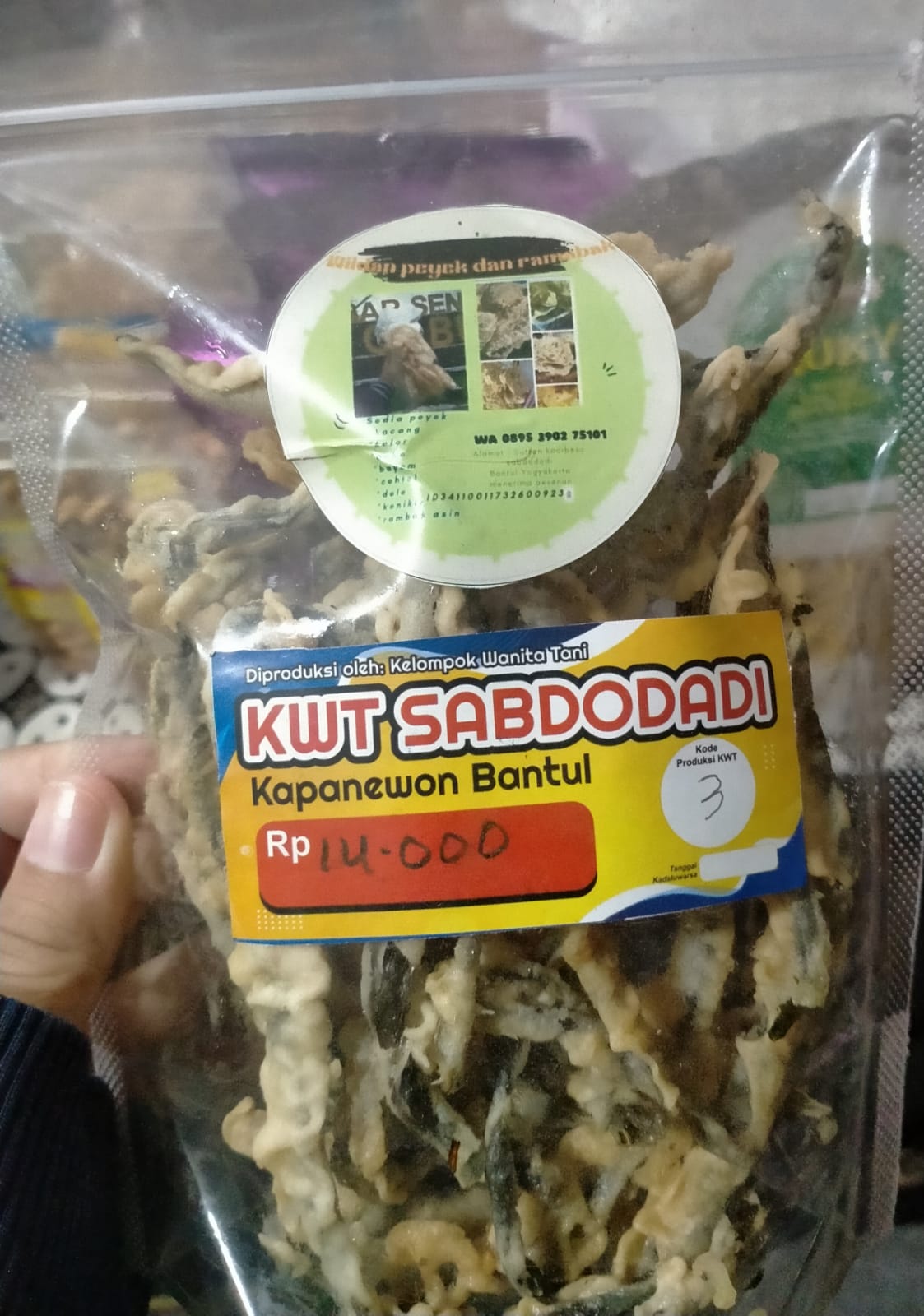 Keripik Daun Singkong